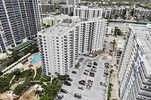 3001 S Ocean Dr, Hollywood, FL 33019 - Photo 39