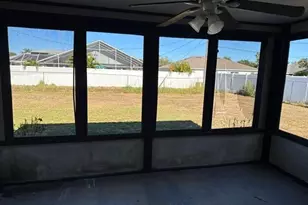 321 NE Genesee Ave, Port Saint Lucie, FL 34983 - Photo 7