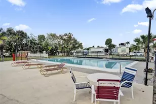 8601 SW 21st Ct, Davie, FL 33324 - Photo 25