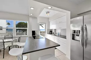 901 S Surf Rd, Hollywood, FL 33019 - Photo 9