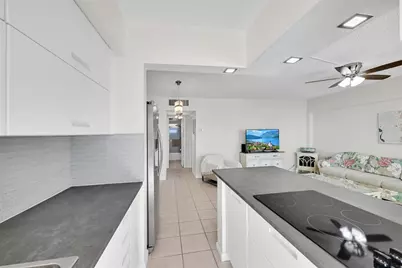 901 S Surf Road #203, Hollywood, FL 33019 - Photo 11