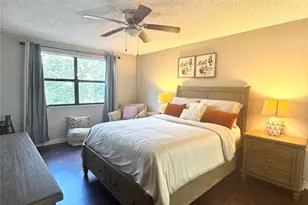 2704 NW 104th Ave, Sunrise, FL 33322 - Photo 11