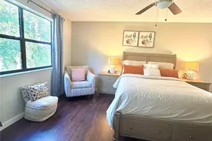 2704 NW 104th Ave, Sunrise, FL 33322 - Photo 9