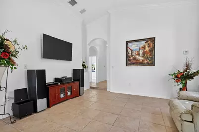 2130 NW 100th Avenue, Pembroke Pines, FL 33024 - Photo 15