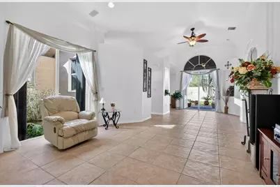 2130 NW 100th Avenue, Pembroke Pines, FL 33024 - Photo 13