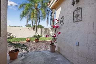 2130 NW 100th Avenue, Pembroke Pines, FL 33024 - Photo 37