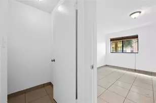 2906 S University Dr, Davie, FL 33328 - Photo 13