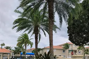 158 Riviera Cir, Weston, FL 33326 - Photo 3