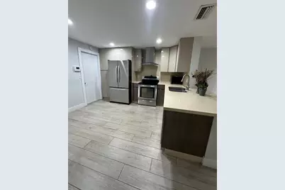 1394 Barcelona Way, Fort Lauderdale, FL 33327 - Photo 3