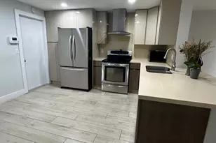 1394 Barcelona Way, Fort Lauderdale, FL 33327 - Photo 3