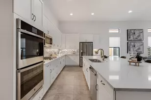 9088 E Leon Circle, Parkland, FL 33076 - Photo 15