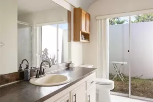 846 Ramblewood Dr, Coral Springs, FL 33071 - Photo 13