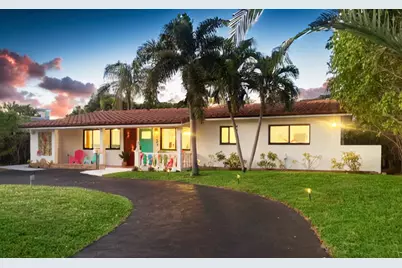245 N Tradewinds Avenue, Lauderdale by the Sea, FL 33308 - Photo 3