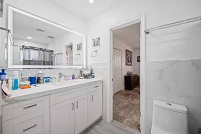 6320 Pent Place, Miami Lakes, FL 33014 - Photo 23