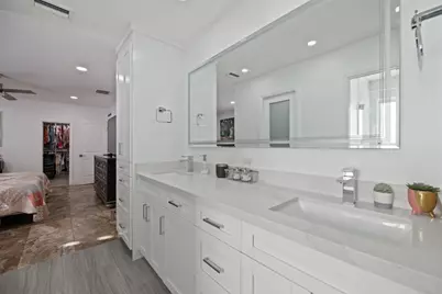 6320 Pent Place, Miami Lakes, FL 33014 - Photo 21