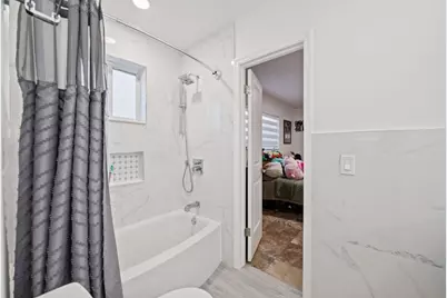 6320 Pent Place, Miami Lakes, FL 33014 - Photo 25