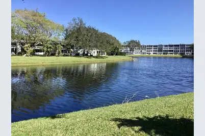 7 Oakridge B #7, Deerfield Beach, FL 33442 - Photo 3