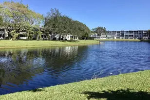 7 Oakridge B, Deerfield Beach, FL 33442 - Photo 3