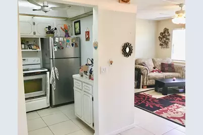 7 Oakridge B #7, Deerfield Beach, FL 33442 - Photo 5