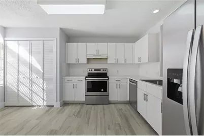 2381 NE 14th Street Causeway #206, Pompano Beach, FL 33062 - Photo 17