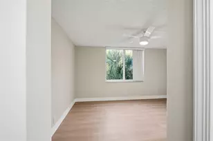 9430 Poinciana Pl, Davie, FL 33324 - Photo 13