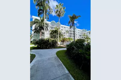 492 NW 165th Street Road, Miami, FL 33169 - Photo 25