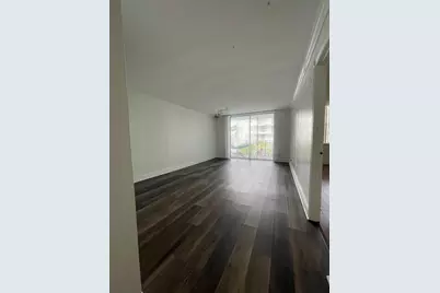 492 NW 165th Street Road, Miami, FL 33169 - Photo 7