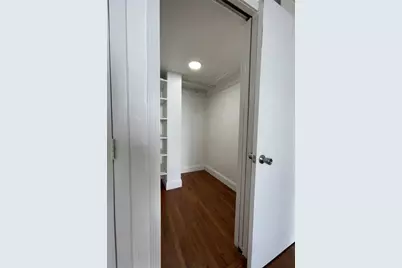 492 NW 165th Street Road, Miami, FL 33169 - Photo 17