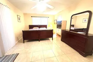 489 Tilford W, Deerfield Beach, FL 33442 - Photo 9