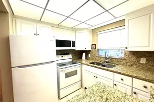 489 Tilford, Deerfield Beach, FL 33442 - Photo 7