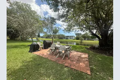 489 Tilford W #489, Deerfield Beach, FL 33442 - Photo 19