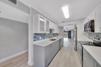 13000 SW 15th Court #414U, Pembroke Pines, FL 33027 - Photo 7