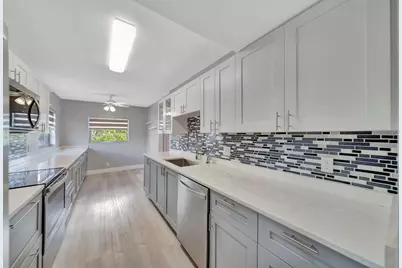 13000 SW 15th Court #414U, Pembroke Pines, FL 33027 - Photo 11