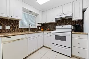 120 NW 51st St, Deerfield Beach, FL 33064 - Photo 13