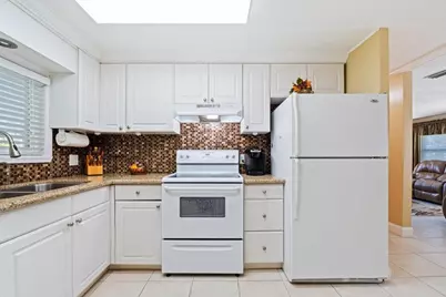 120 NW 51st Street, Deerfield Beach, FL 33064 - Photo 15