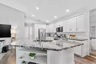 3 E Chesterfield Dr, Boynton Beach, FL 33426 - Photo 3