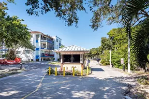 6101 N Falls Cir Dr, Lauderhill, FL 33319 - Photo 25