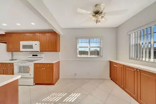 13001 SW 15th Ct, Hollywood, FL 33027 - Photo 5