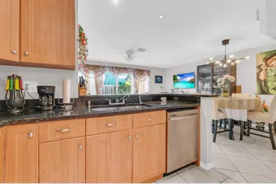 3611 NW 122nd Terrace #3611, Sunrise, FL 33323 - Photo 5