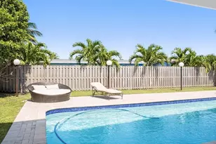 8337 NW 25th Ct, Sunrise, FL 33322 - Photo 13