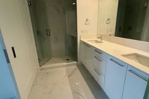 100 E Las Olas Boulavard, Fort Lauderdale, FL 33301 - Photo 11