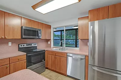 9351 Lime Bay Boulevard #201, Tamarac, FL 33321 - Photo 5