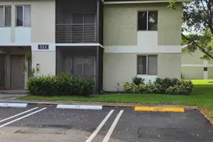 511 Gardens Dr, Pompano Beach, FL 33069 - Photo 1