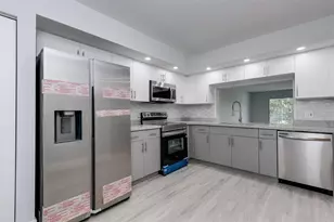 12600 SW 5th Ct, Hollywood, FL 33027 - Photo 3