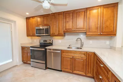 2731 NE 14th Street Causeway #208, Pompano Beach, FL 33062 - Photo 3