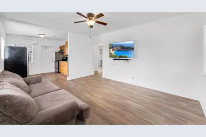 7401 Pines Boulevard #201, Pembroke Pines, FL 33024 - Photo 3