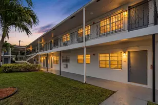 7401 Pines Blvd, Pembroke Pines, FL 33024 - Photo 25