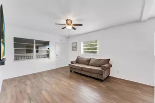 7401 Pines Blvd, Hollywood, FL 33024 - Photo 5