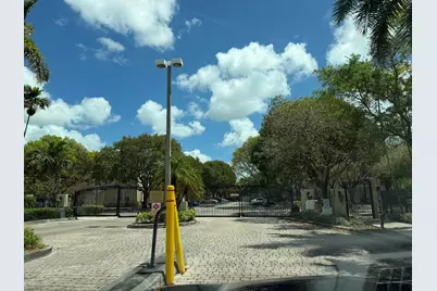 [Address not provided], Plantation, FL 33324 - Photo 3