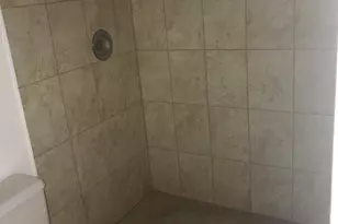 819 NE 199th St, Miami, FL 33179 - Photo 9